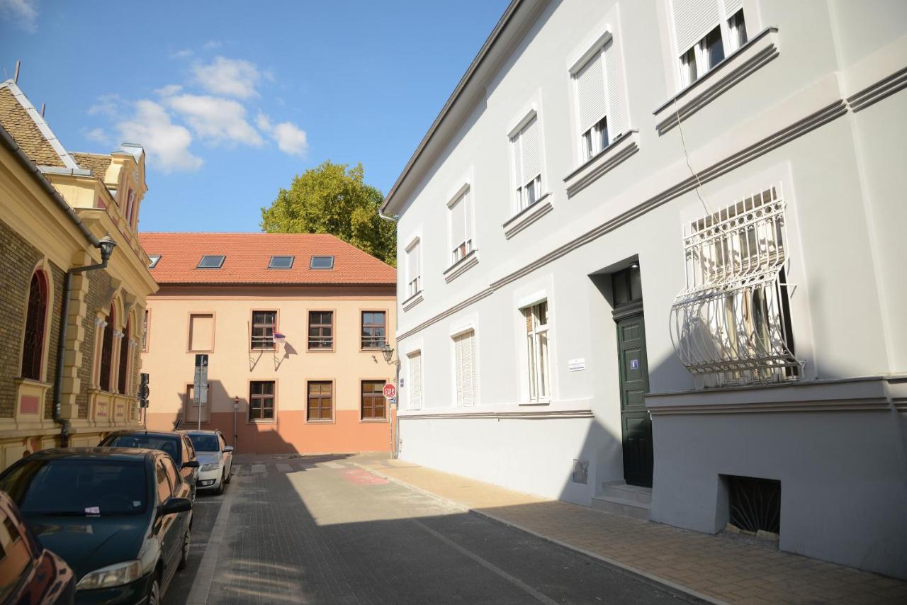 Anna Apartment Novi Sad Esterno foto